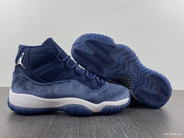 Chep Onekick VELVET NAVY AIR MIDNIGHT AR0715-441 11 JORDAN WMNS 0705